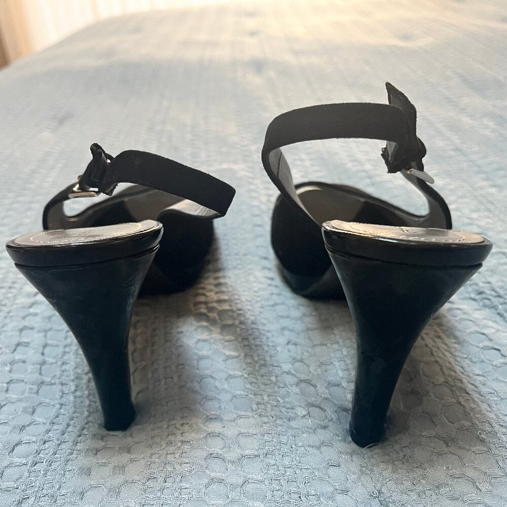 Anne Klein Classic Black Slingback Pumps, Size 7 1/2 M - Picture 2 of 7